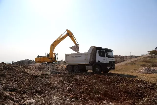 Toroslar'da yeni yol çalışmaları sürüyor Toroslar'da yeni yol çalışmaları sürüyor
