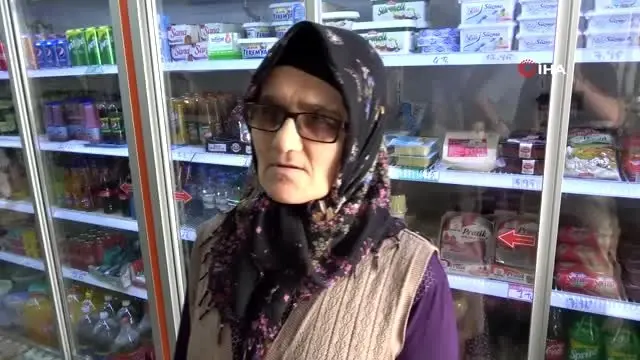 Vatandaşlara yardım eden hayırsever Tuzla'da ortaya çıktı Vatandaşlara yardım eden hayırsever Tuzla'da ortaya çıktı