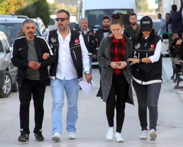 Babası uyuşturucu kuryeliği yapan 9 yaşındaki kızın sırt çantasından bonzai çıktı
