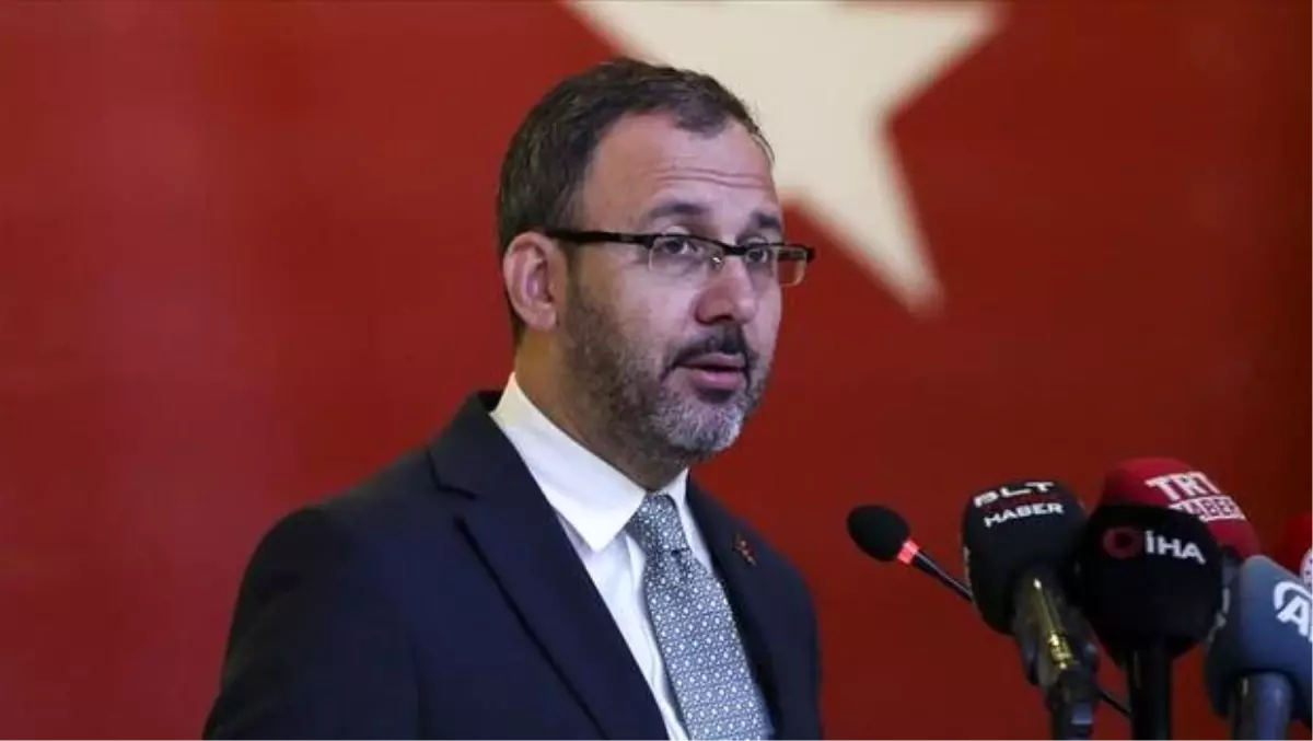 Bakan Kasapoğlu: Yarınki maçta inşallah EURO 2020'nin anahtarını alacağız