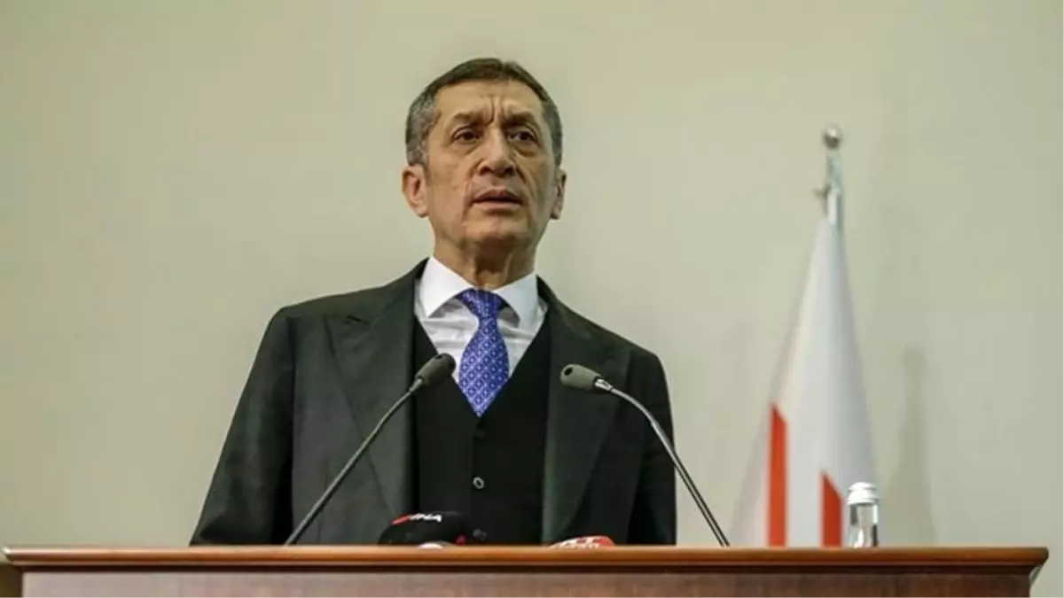 Bakan Selçuk'tan 'ilk ara tatil' açıklaması