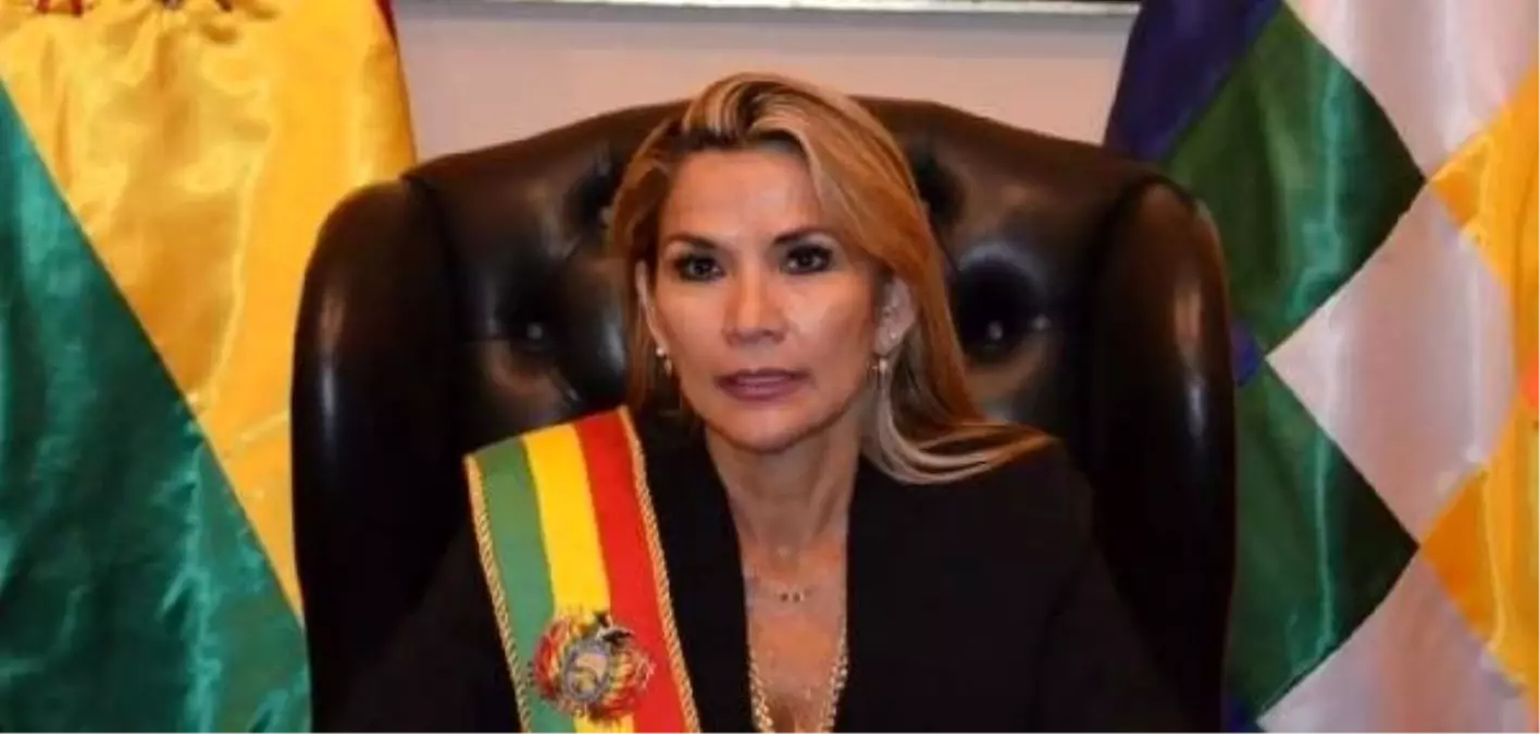 Bolivya Silahlı Kuvvetleri, Anez'i geçici devlet başkanı olarak tanıdığını açıkladı
