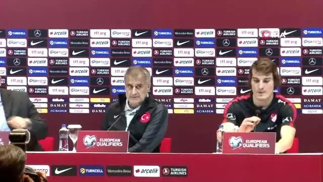 Çağlar Söyüncü: 'Grup liderliği bizim için çok önemli' Çağlar Söyüncü: 'Grup liderliği bizim için çok önemli'