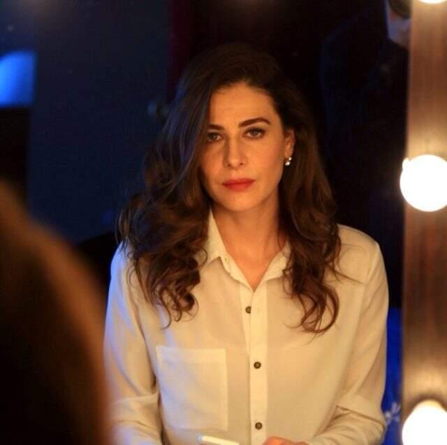 Ebru Özkan kimdir, kaç yaşında?