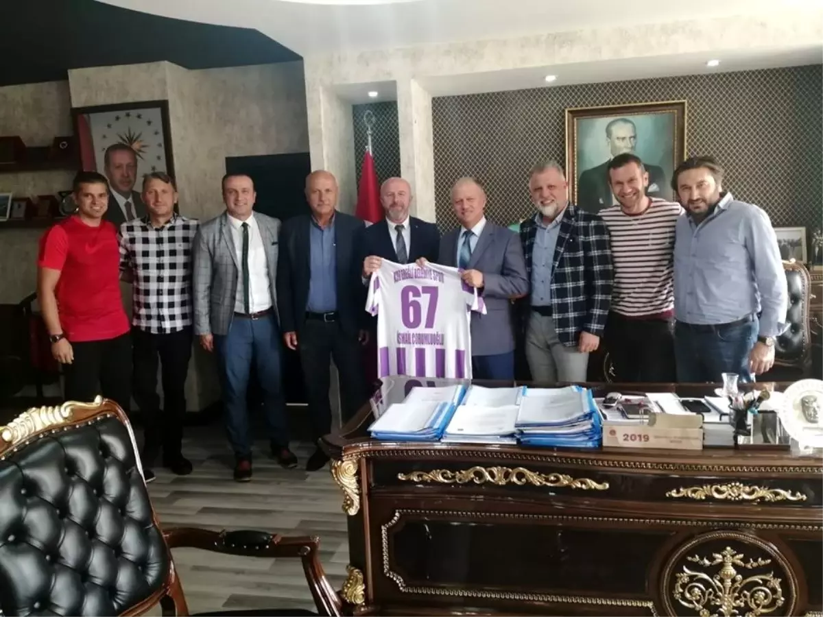 Ereğli Belediyespor'dan İlçe Kaymakamına forma