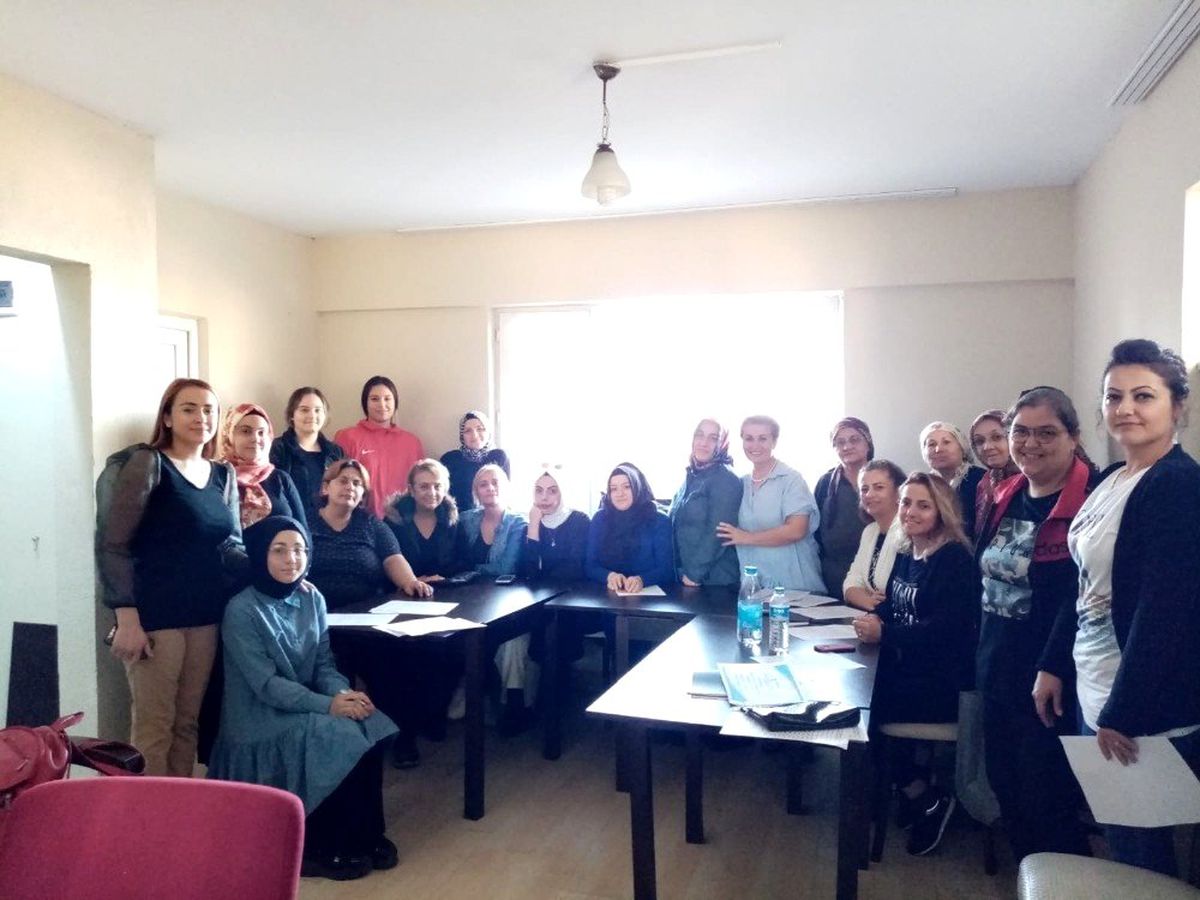 İŞKUR ile Kilimli HEM protokolüyle saç yapım ve bakımı kursu açıldı