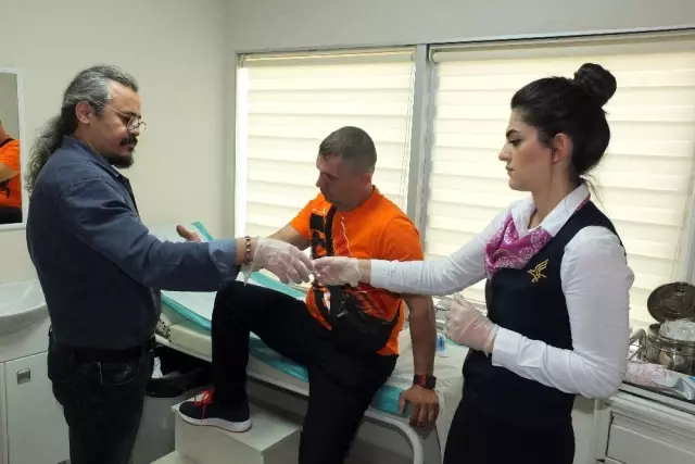 Kırık koluyla yarışa devam edip Türkiye üçüncüsü oldu Kırık koluyla yarışa devam edip Türkiye üçüncüsü oldu