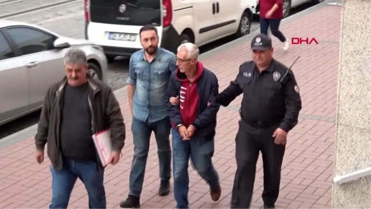 Kocaeli manisa'da eşini dövüp kocaeli'ye geldi; eşiyle ilişkisi olduğunu iddia ettiği kişiye...
