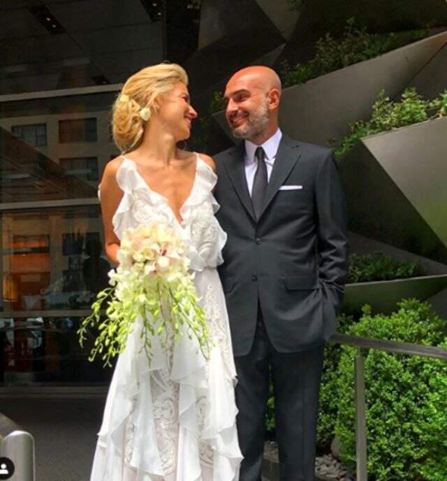 Tamer Karadağlı ile görüntülenen Burcu Esmersoy sessizliğini bozdu