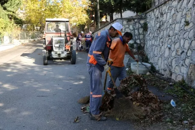 Toroslar'ın 'Sokakta Temizlik Var' projesi yaylalarda devam ediyor Toroslar'ın 'Sokakta Temizlik Var' projesi yaylalarda devam ediyor