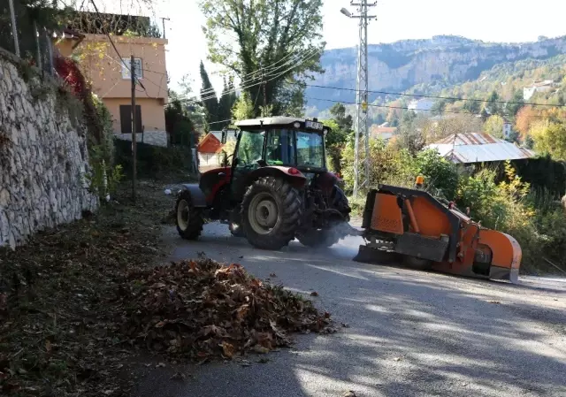 Toroslar'ın 'Sokakta Temizlik Var' projesi yaylalarda devam ediyor Toroslar'ın 'Sokakta Temizlik Var' projesi yaylalarda devam ediyor