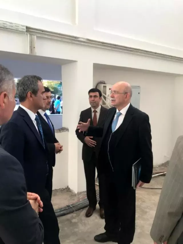 Türkiye'de bir ilk...Lisede mikromekanik bölümü açıldı, gençler işsiz kalmayacak Türkiye'de bir ilk...Lisede mikromekanik bölümü açıldı, gençler işsiz kalmayacak