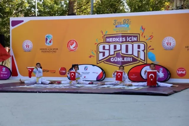 Yayladağı'nda herkes için spor etkinliği Yayladağı'nda herkes için spor etkinliği