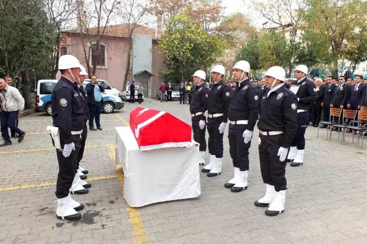 Yürüyüş yaparken rahatsızlanan polis memuru vefat etti