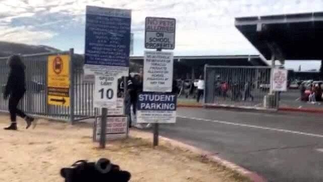 ABD'de bir liseye otomatik silahla baskın yapıldı: 1 ölü 5 yaralı