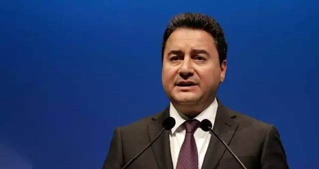 Ali Babacan, kuracağı partide 'Demokrasi' ya da 'Demokrat' kelimelerine yer vermek istiyor Ali Babacan, kuracağı partide 'Demokrasi' ya da 'Demokrat' kelimelerine yer vermek istiyor