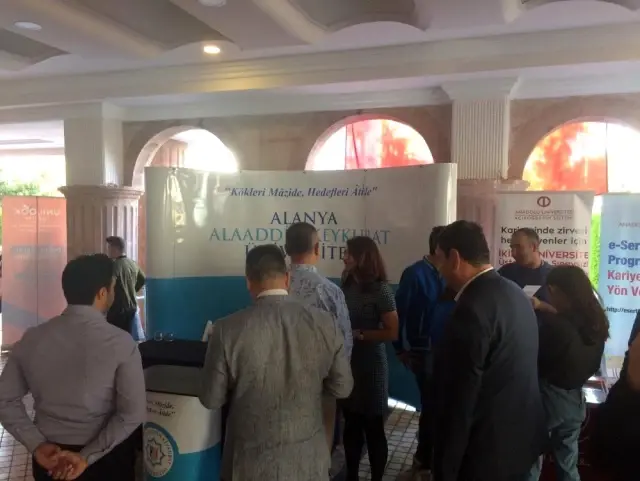 ALKÜ, fuarda öğrencilerle buluştu