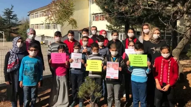 Altıntaş'ta ortaokul öğrencilerinden LÖSEV'e destek