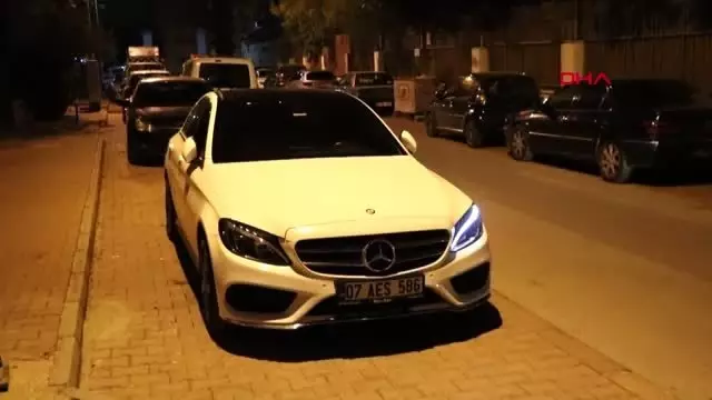 Antalya ablasının otomobilin çaldı, polis kovalamacayla yakaladı Antalya ablasının otomobilin çaldı, polis kovalamacayla yakaladı
