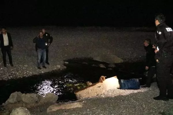 Askerden geldi, suda cesedi bulundu Askerden geldi, suda cesedi bulundu