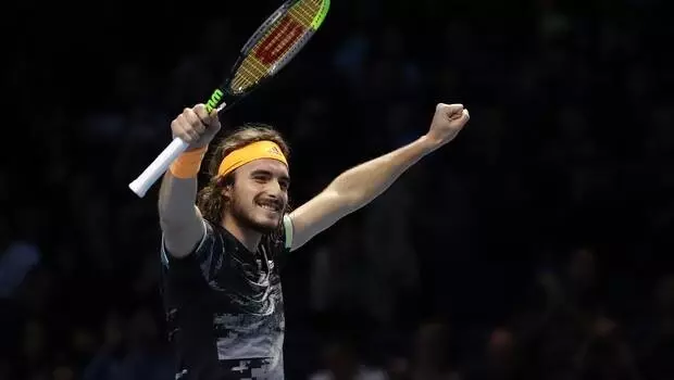 ATP Finalleri | Tsitsipas, Zverev'i yendi ve yarı finali garantiledi!