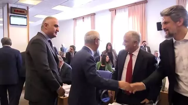 Bakan Ersoy: 'CSO Konser Salonu inşaatı 2020 yılında tamamlanarak hizmete açılacak' Bakan Ersoy: 'CSO Konser Salonu inşaatı 2020 yılında tamamlanarak hizmete açılacak'
