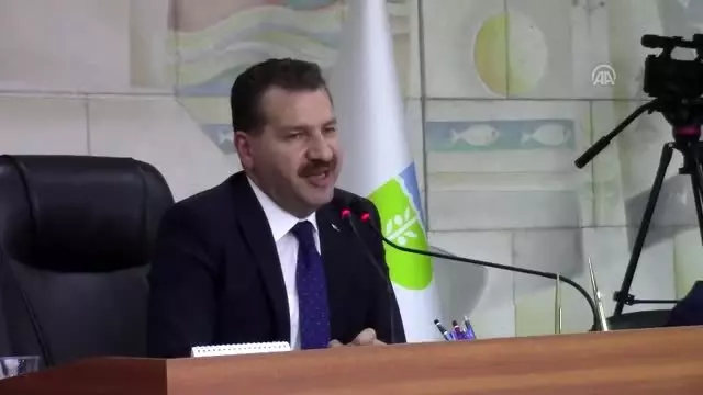Balıkesir Büyükşehir Belediye Meclisi'nde partililer arasında gerginlik - BALIKESİR