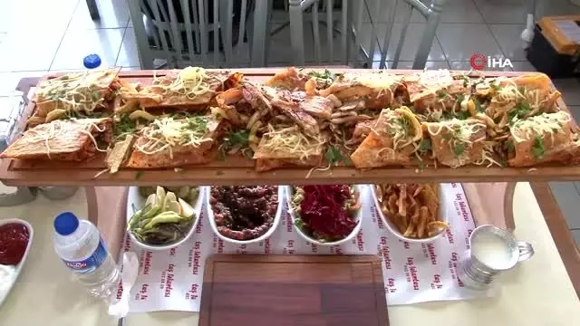 Böyle dürüm görülmedi...1 buçuk metrelik