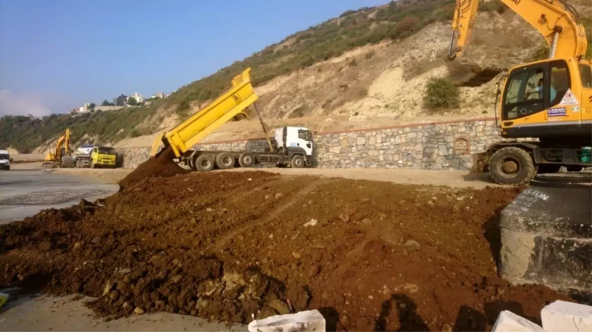 Darıca Sahili'nde hummalı çalışma