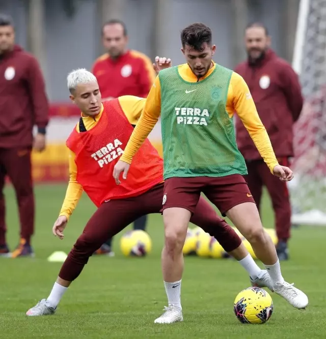 Galatasaray'da Başakşehir mesaisi sürüyor Galatasaray'da Başakşehir mesaisi sürüyor