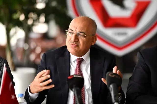 Gaziantep FK ve Gaziantep Basketbol birleşiyor Gaziantep FK ve Gaziantep Basketbol birleşiyor