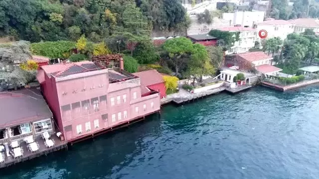 Gemi çarpan yalının son hali havadan görüntülendi Gemi çarpan yalının son hali havadan görüntülendi