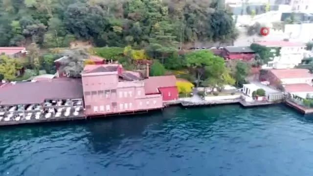 Geminin çarptığı yalının son hali havadan görüntülendi Geminin çarptığı yalının son hali havadan görüntülendi