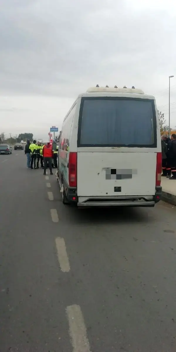 İkiz plakayla servis minibüsçülüğüne 8 bin 960 lira ceza İkiz plakayla servis minibüsçülüğüne 8 bin 960 lira ceza