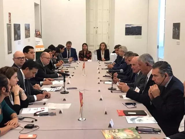 İspanya'da 'Türk Günü' düzenlendi İspanya'da 'Türk Günü' düzenlendi