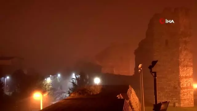 İstanbul güne sisle uyandı İstanbul güne sisle uyandı