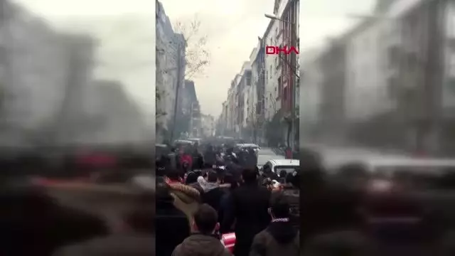 İstanbul-maç öncesi 18 yaşındaki taraftarın öldürüldüğü kavgada sanığa müebbet hapis İstanbul-maç öncesi 18 yaşındaki taraftarın öldürüldüğü kavgada sanığa müebbet hapis