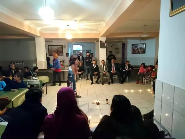 Kaş'ta masal etkinliği düzenlendi Kaş'ta masal etkinliği düzenlendi