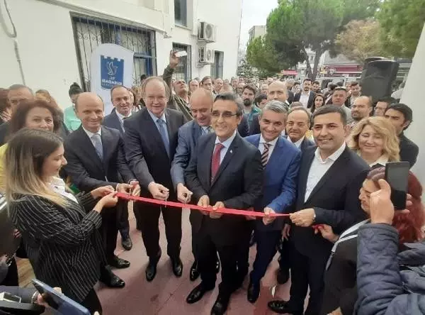 Kuşadası'nda AB merkezi açıldı