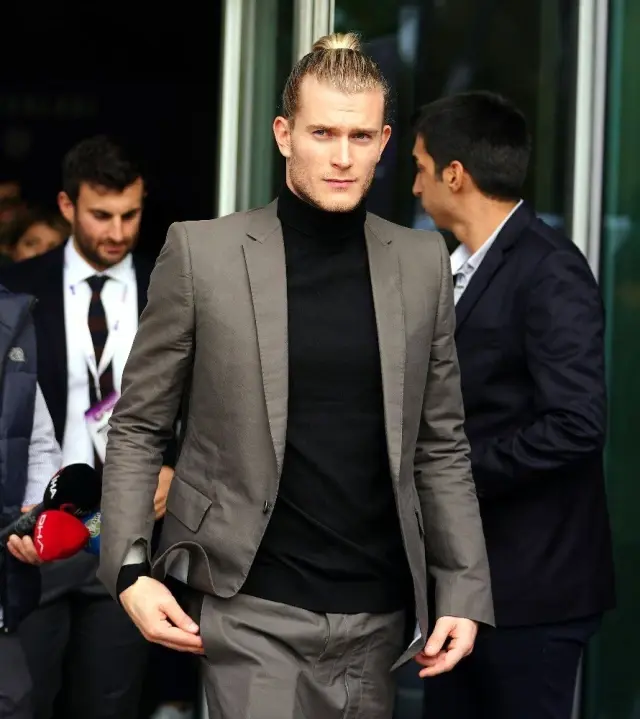 Loris Karius: 'Türkiye'de en beğendiğim futbolcu Burak Yılmaz' Loris Karius: 'Türkiye'de en beğendiğim futbolcu Burak Yılmaz'