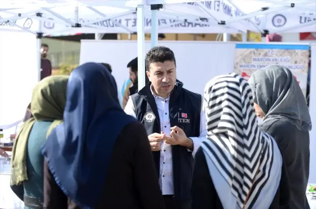 Mardin'de üniversite öğrencileri