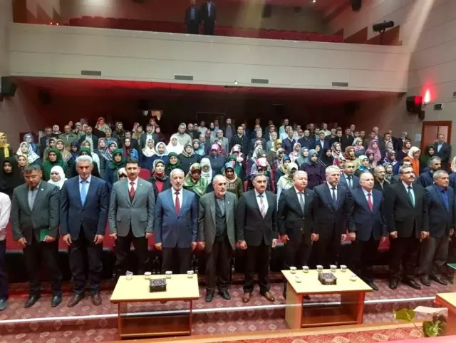 Mevlid-i Nebi Haftası'nda 'Peygamberimiz ve Aile Hayatı' Anlatıldı Mevlid-i Nebi Haftası'nda 'Peygamberimiz ve Aile Hayatı' Anlatıldı