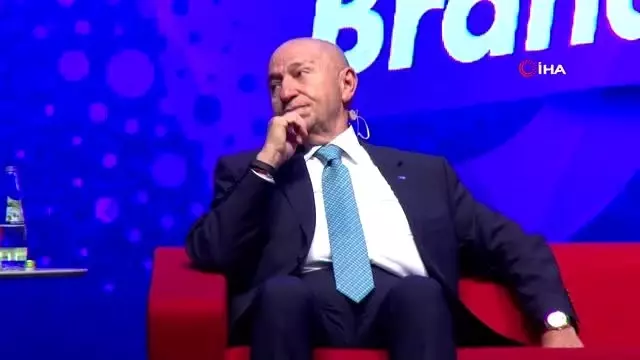 Nihat Özdemir: 'Hakemlere notum 10 üzerinden 7' -2- Nihat Özdemir: 'Hakemlere notum 10 üzerinden 7' -2-