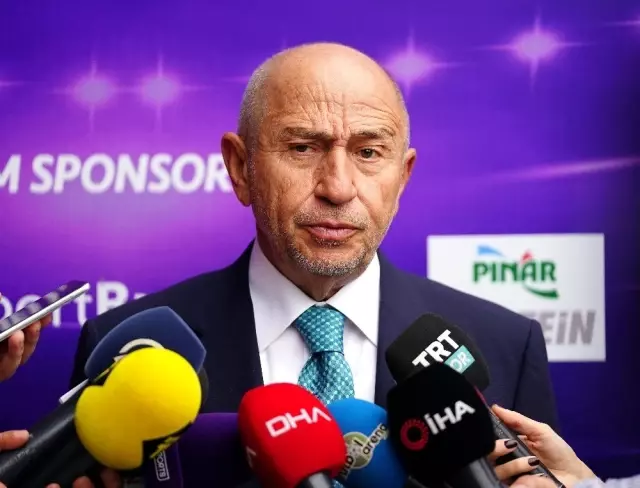 Nihat Özdemir: 'Hakemlere notum 10 üzerinden 7' Nihat Özdemir: 'Hakemlere notum 10 üzerinden 7'