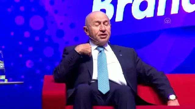 Özdemir: 'Tecrübeli bir hakemin maçta yaptığı hatayı kabul edemiyorum' Özdemir: 'Tecrübeli bir hakemin maçta yaptığı hatayı kabul edemiyorum'