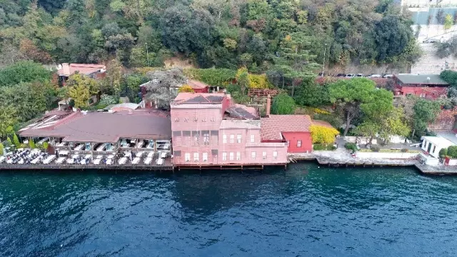 (Özel) Geminin çarptığı yalının son hali havadan görüntülendi (Özel) Geminin çarptığı yalının son hali havadan görüntülendi