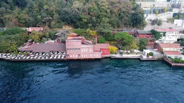 (Özel) Geminin çarptığı yalının son hali havadan görüntülendi (Özel) Geminin çarptığı yalının son hali havadan görüntülendi