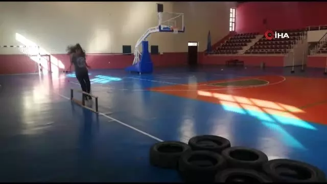 Polis olmak isteyen gençlere ücretsiz parkur hazırlandı