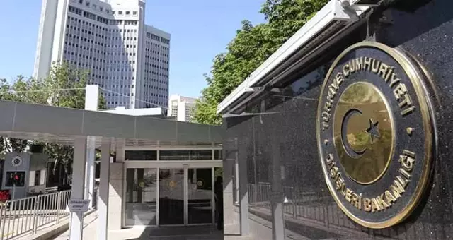 İçişleri Bakanlığı: 1 İngiliz, 7 Alman sınır dışı ediliyor İçişleri Bakanlığı: 1 İngiliz, 7 Alman sınır dışı ediliyor