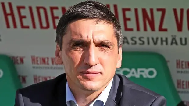 Süper Lig'de Tayfun Korkut bombası! Antalyaspor'a... Süper Lig'de Tayfun Korkut bombası! Antalyaspor'a...